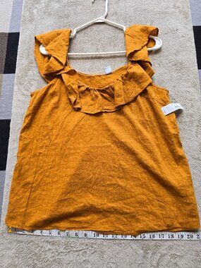NWT Old Navy "Tobacco Leaf" Ruffled V-Neck Tank Top - Size Medium